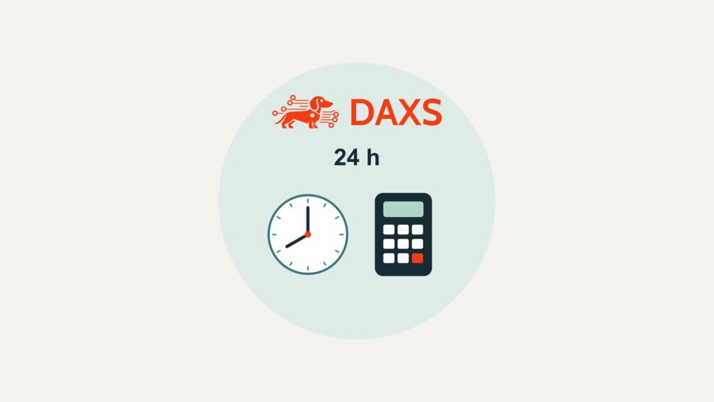Logo DAXS sobre un reloj y una calculadora con la indicación 24 h.